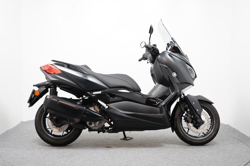 Yamaha X-MAX 300 Iron Max (bj 2019), Motoren, Motoren | Yamaha, Scooter, 292 cc, Bedrijf, Traction Control