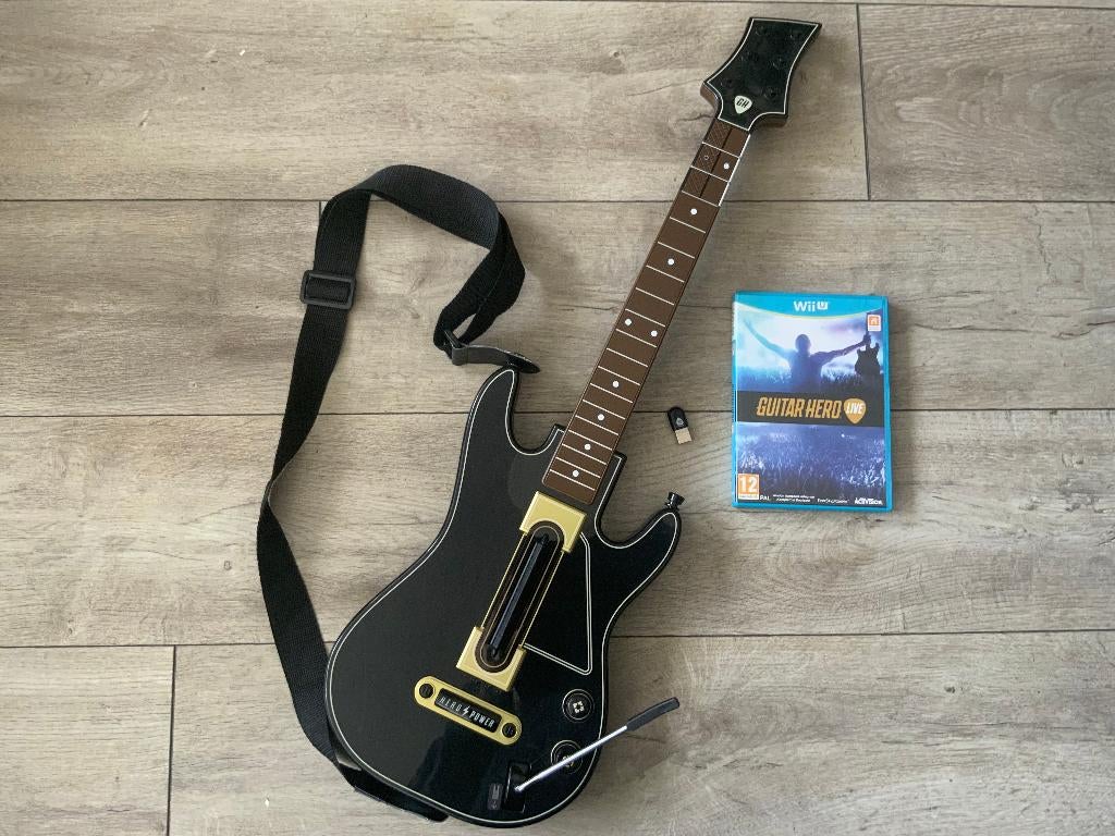 Nintendo Wii-U Guitar Hero Live Gitaar + Spel & Dongel, Spelcomputers en Games, Games | Nintendo Wii U, Muziek, 1 speler, Ophalen of Verzenden