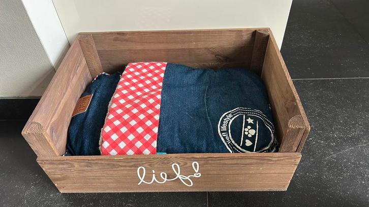 Superleuke houten kattenmand van het merk Lief!, Dieren en Toebehoren, Kattenmanden, Zo goed als nieuw, Ophalen