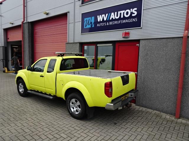 Nissan Navara 2.5 dCi XE Double Cab airco marge ! (bj 2009), Auto's, Nissan, Stof, Gebruikt, Bedrijf, 2 stoelen