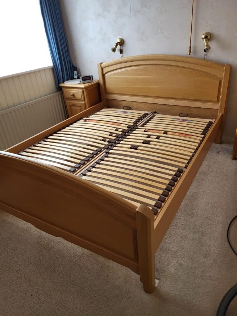 Honing eiken (fineer) bed met handmatig verst. bodems, Gebruikt, 210 cm, Tweepersoons, Ophalen of Verzenden