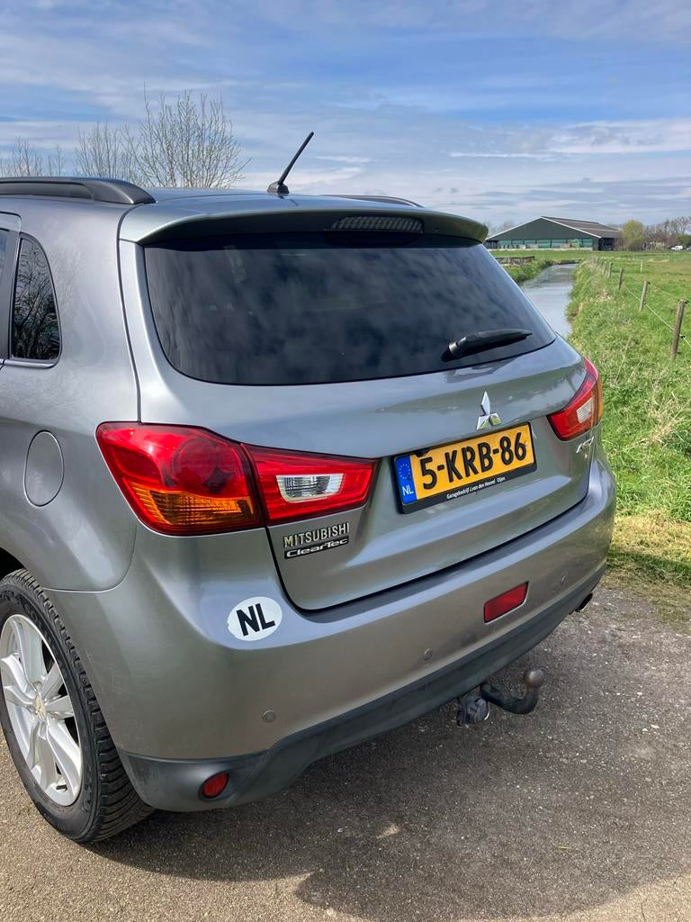 Mitsubishi ASX 1.6 86KW 2013 Grijs, Auto's, Voorwielaandrijving, 4 cilinders, 1590 cc, 1200 kg