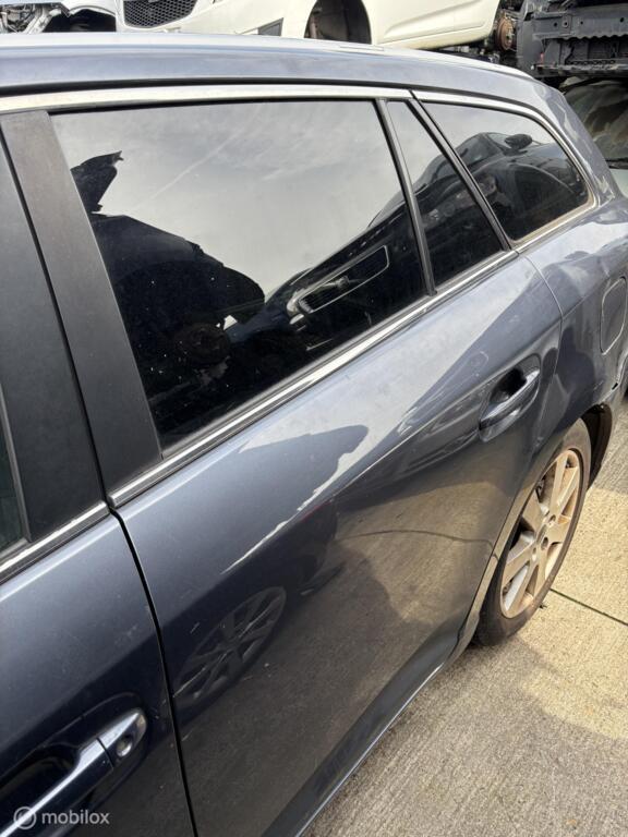 Achterdeur linksachter Toyota Avensis Wagon III ('06-'15), Ophalen, Gebruikt, Deur, Toyota