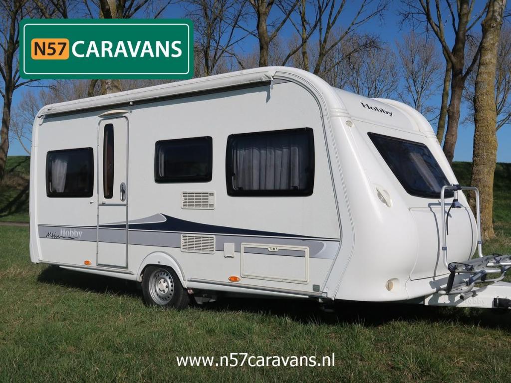 TOPSTAAT: Hobby Excellent 455 UF / Thule luifel, Caravans en Kamperen, Caravans, Rondzit, Hobby, Schokbreker, Bedrijf