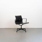 3x Vitra Eames EA 108 Stoel Zwart Leer - Zwart