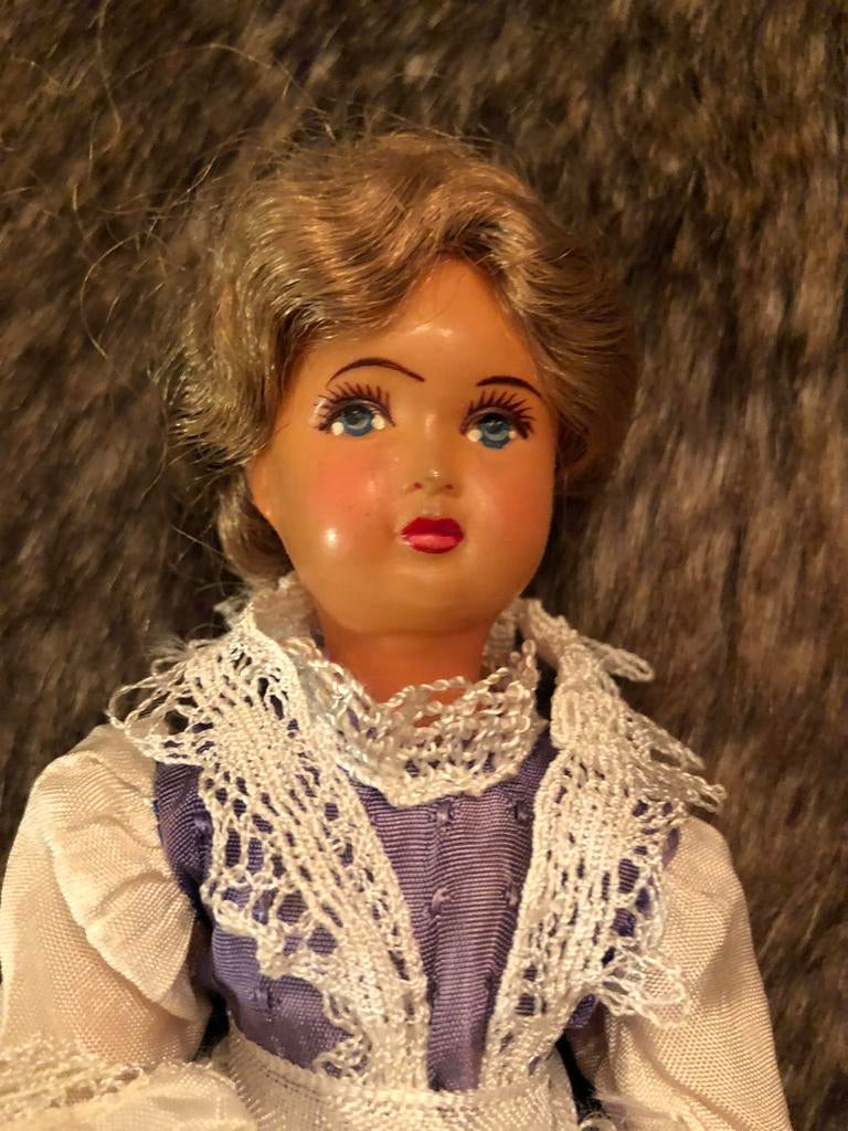 Grote, mooie verzameling antieke poppetjes. Uit erfenis., Ophalen, Zo goed als nieuw