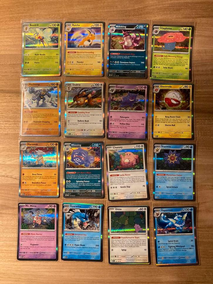 COMPLETE Base set / Basis set van de Pokemon Mew 151 Set, Hobby en Vrije tijd, Verzamelkaartspellen | Pokémon, Zo goed als nieuw