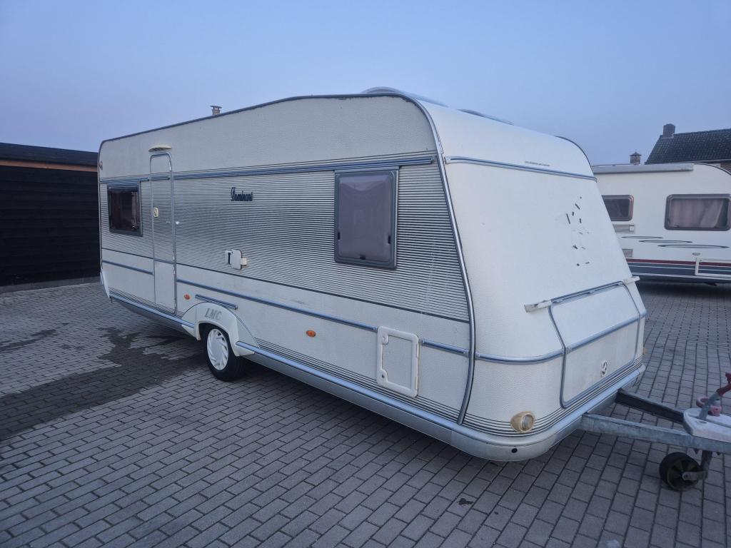 LMC Dominant 560 + Voortent, Rondzit, Bedrijf, Overige typen, 5 tot 6 meter