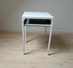 Ikea nachtkastje en lamp, Ophalen, Minder dan 45 cm, Metaal of Aluminium, 55 tot 70 cm