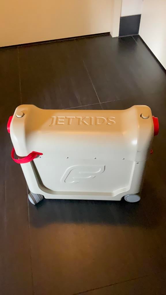 Jet kids vliegtuig bed van Stokke, Sieraden, Tassen en Uiterlijk, Koffers, Zo goed als nieuw, Hard kunststof, Minder dan 50 cm