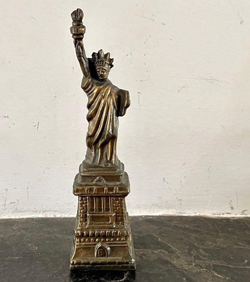 Klein Vrijheidsbeeld, Verzamelen, Beelden en Beeldjes, Ophalen of Verzenden, Zo goed als nieuw