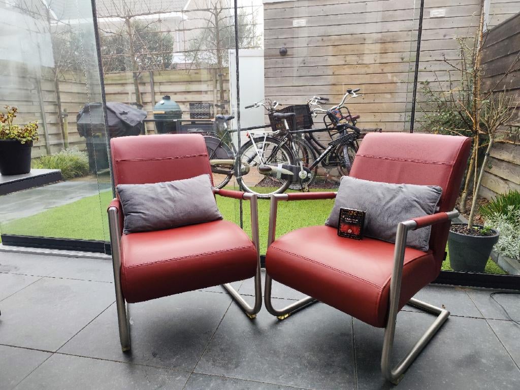 2 Rode leren fauteuils, Huis en Inrichting, Ophalen, Gebruikt, 75 tot 100 cm, 50 tot 75 cm