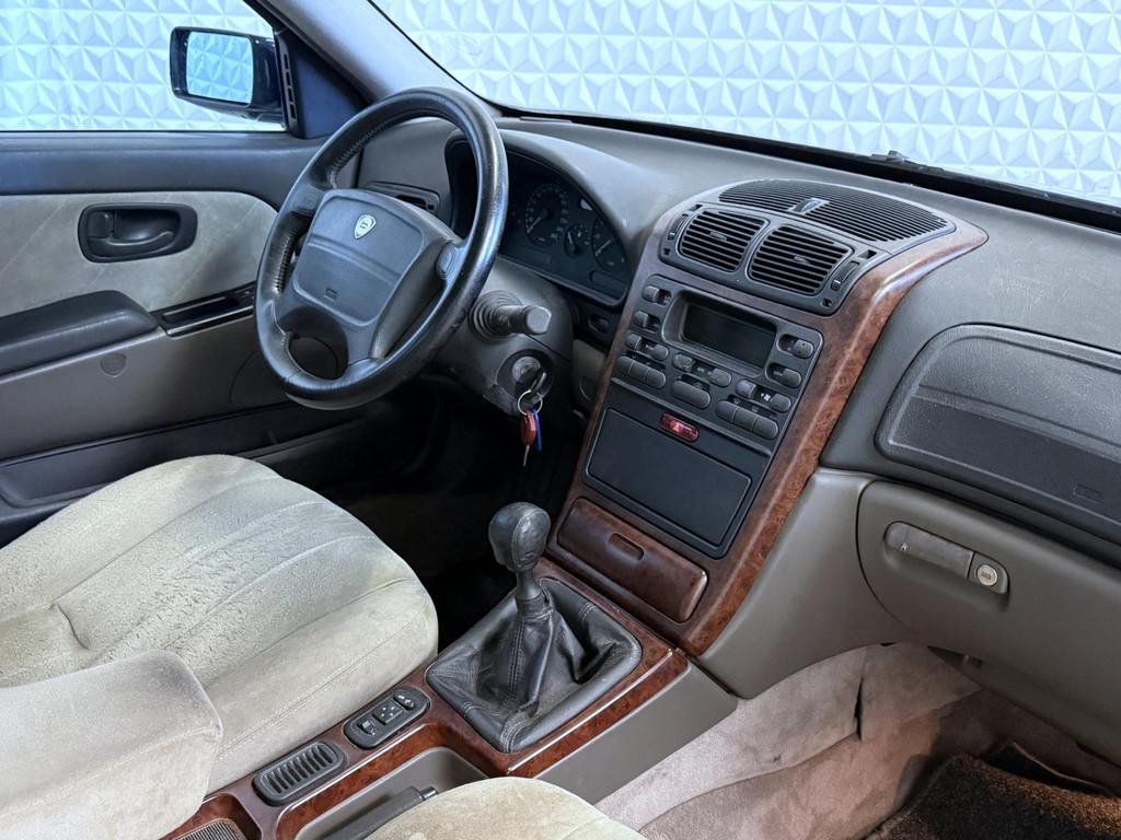 Lancia Kappa 2.4-20V LS 5-cilinder / 174.000km (1996), Auto's, Lancia, Gebruikt, Kappa, Blauw, Alcantara