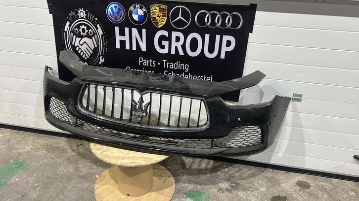 MASERATI QUATTROPORTE VI M156 2016 COMPLEET VOORBUMPER, Auto-onderdelen, Carrosserie en Plaatwerk, Bumper, Voor, Gebruikt, Ophalen of Verzenden