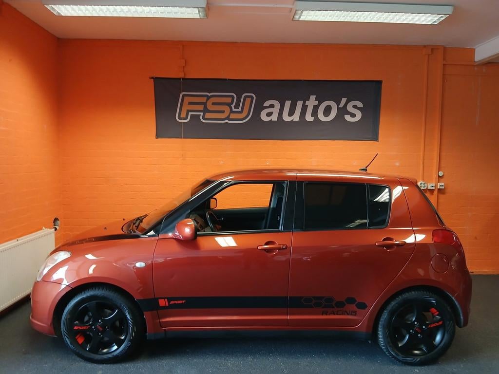 Suzuki Swift 1.3 16V / 5 DEURS / SPORT-EDITION / AIRCO!, Voorwielaandrijving, Stof, Zwart, 965 kg