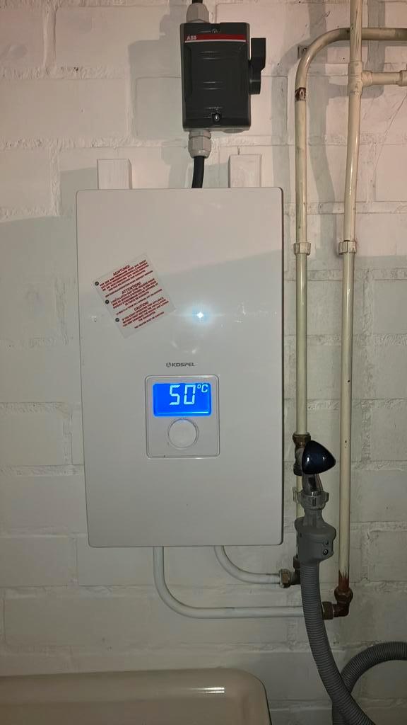 Masterwatt Focus v2 doorstromer, Doe-het-zelf en Verbouw, Geisers en Boilers, Gebruikt, Boiler, Minder dan 20 liter, 3 t/m 5 jaar oud