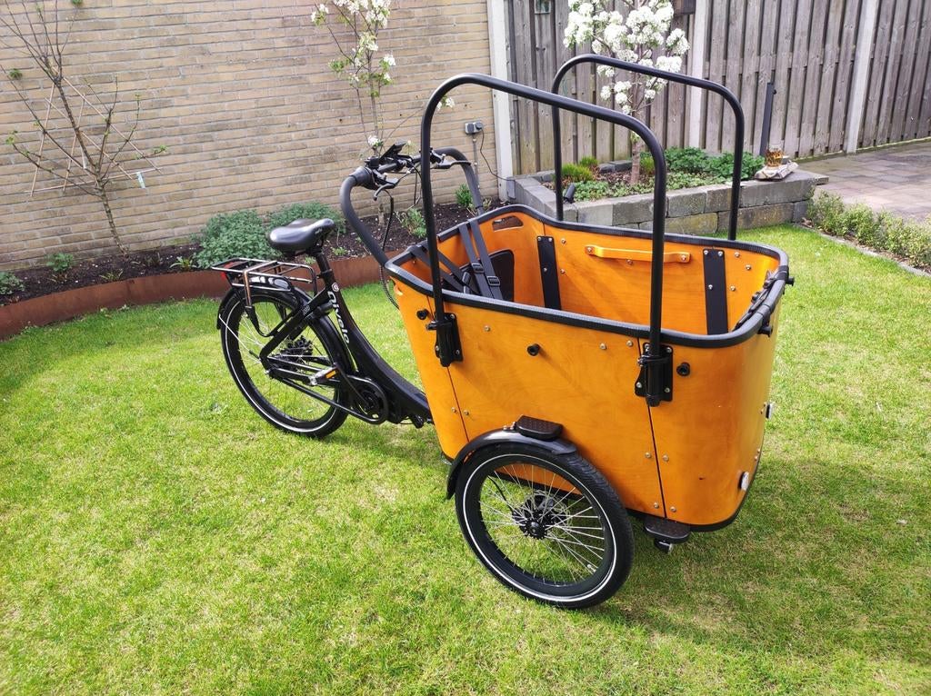 Elektrische bakfiets Qivello N8, 4 kinderen of meer, Huif, Zo goed als nieuw, Ophalen