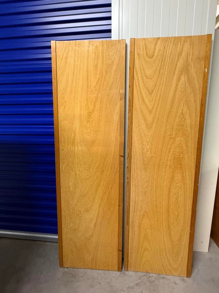 Lundia eindstaanders 168 cm hoog en 50 cm diep (2 stuks), Ophalen, Gebruikt