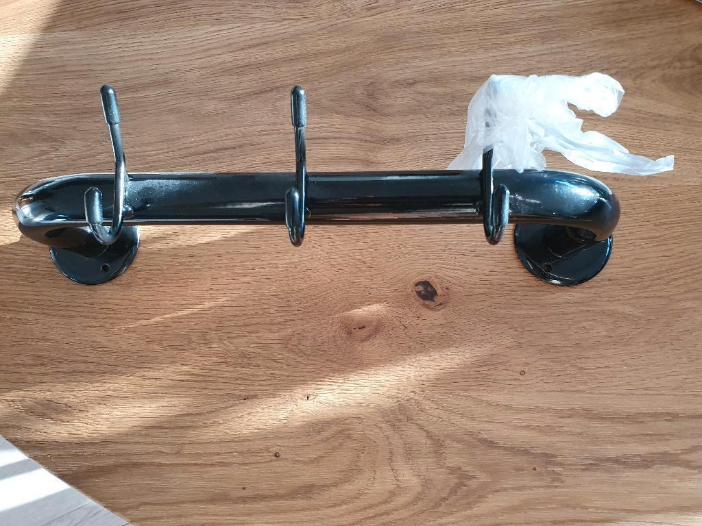 Kapstok klein zwart 3x2 haken., Wandkapstok, Ophalen of Verzenden, Zo goed als nieuw, Minder dan 100 cm