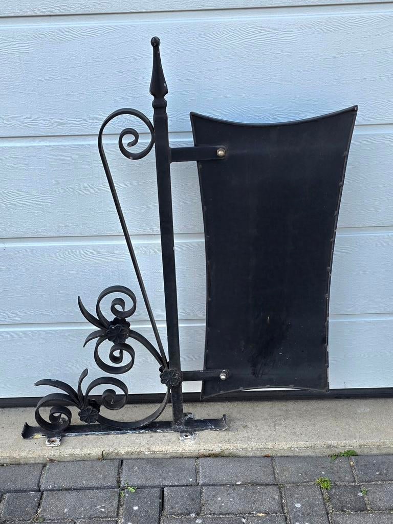 Handgesmede ijzeren uithangbord voor aan een buitenpui, Ophalen, Gebruikt, Overige soorten