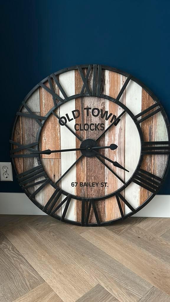 Grote Wandklok Old Town Clocks, Huis en Inrichting, Woonaccessoires | Klokken, Zo goed als nieuw, Wandklok, Analoog, Ophalen