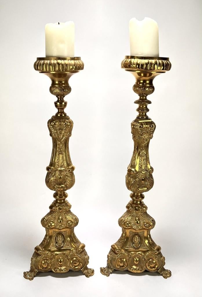 1085. Messing kerkkandelaren - neobarok, 19e eeuw, Antiek en Kunst, Antiek | Kandelaars, Ophalen of Verzenden, Koper of Brons