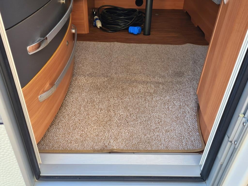 Tapijtset vloerbedekking (interieur) HOBBY 400 Sfe caravan, Ophalen of Verzenden, Gebruikt