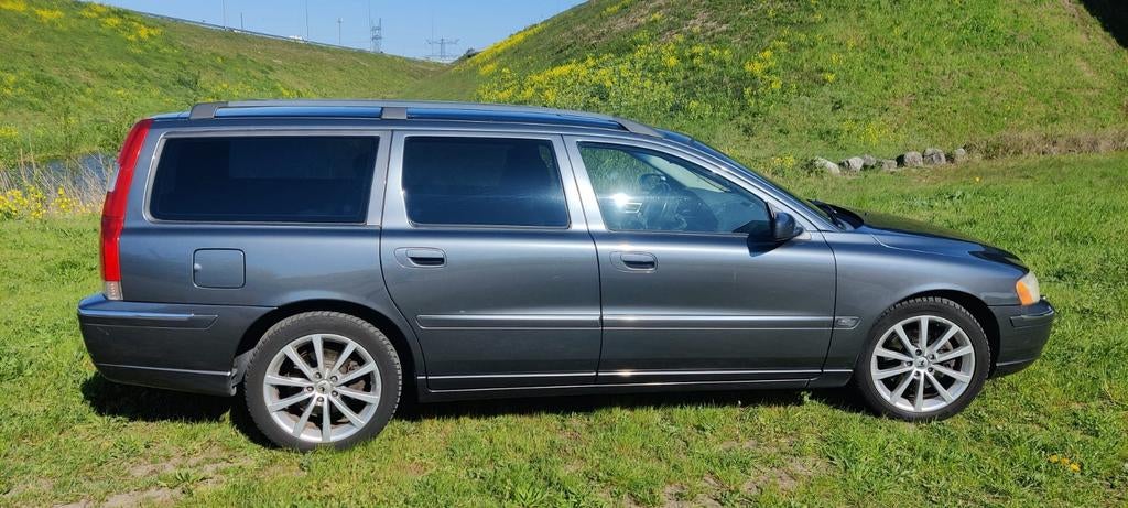 Volvo V70 2.4 D5 AUT, Auto's, 1800 kg, 1553 kg, 163 pk, V70