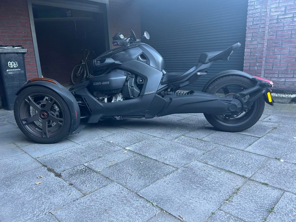 Canam Ryker 900, Ophalen