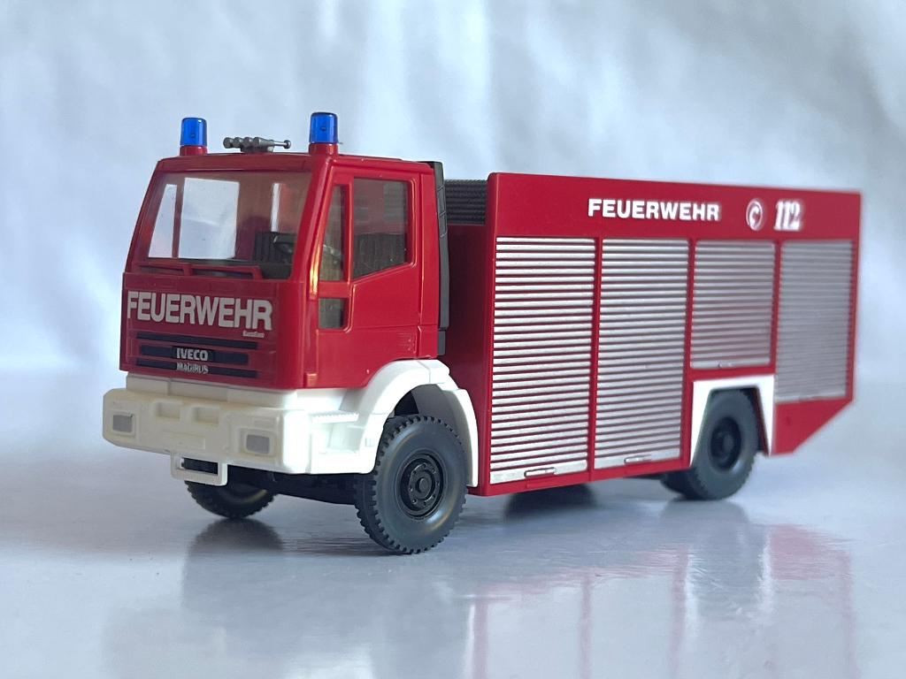 Wiking HO 62301-29: IVECO brandweer, Hobby en Vrije tijd, Modelauto's | 1:87, Ophalen of Verzenden, Zo goed als nieuw, Bus of Vrachtwagen