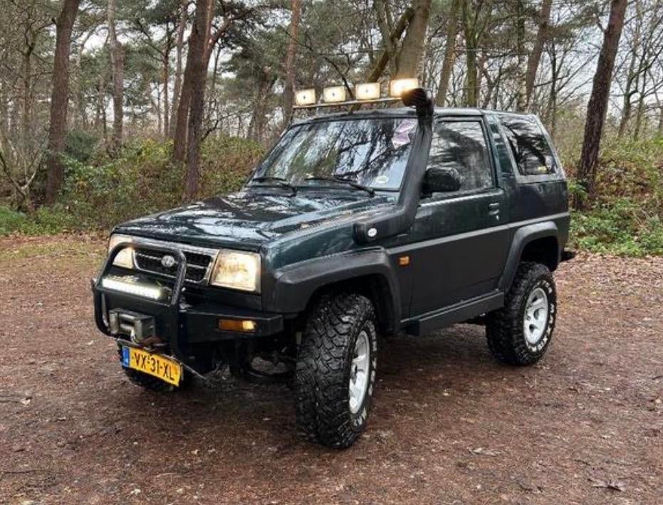 Daihatsu Feroza 1.6 Resintop 4WD 1993, Metallic lak, Stof, 1590 cc, 1650 kg