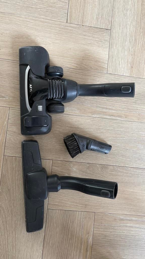 Hulpstukken AEG LX9-3-CR X Precision stofzuiger, Ophalen, Gebruikt