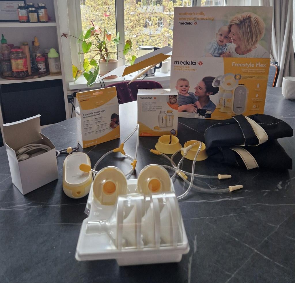 Medela Free Style Flex+Symphony pump set (price negotiable), Ophalen, Borstkolf