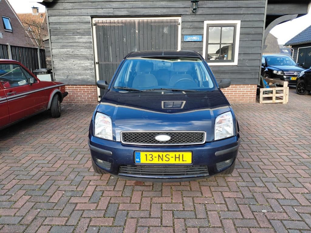 Ford Fusion 1.6 16V 2004 Blauw, nieuwe APK., Auto's, Ford, Voorwielaandrijving, 1596 cc, 40 €/maand, Blauw