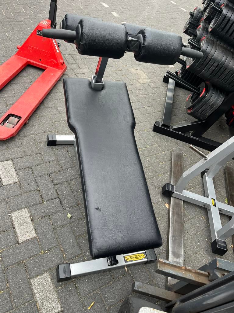 Technogym buik spier bank abcrunch bench, Ophalen, Buik, Buik, Bank
