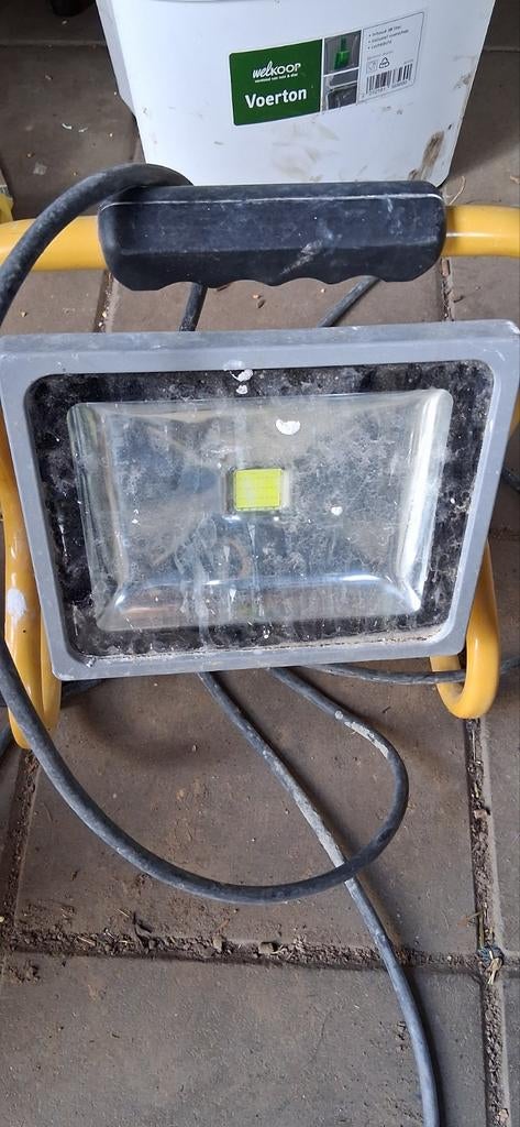 Brennenstuhl LED bouwlamp 30W IP65, Doe-het-zelf en Verbouw, Bouwverlichting, Gebruikt, Minder dan 50 watt, Met statief, Ophalen of Verzenden