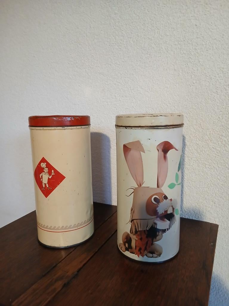 Fabeltkrant vintage beschuit blik en een bolletje beschuit b, Verzamelen, Ophalen, Gebruikt, Overige