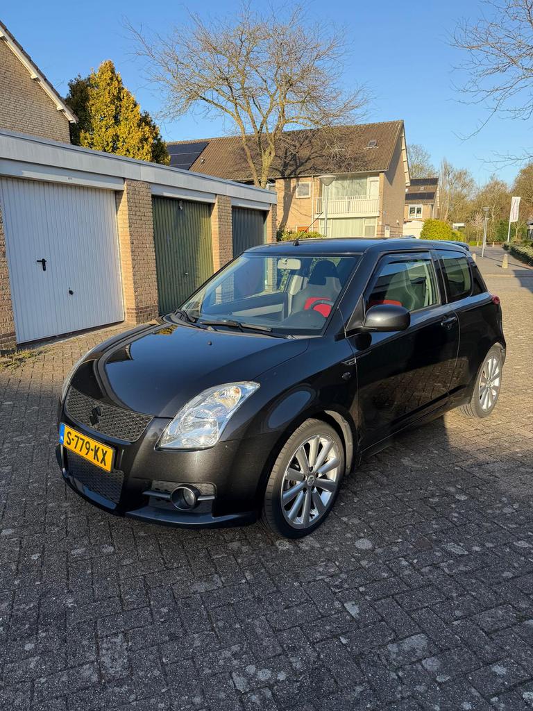 Suzuki Swift 1.6 3D Sport 2008 Zwart, Auto's, Voorwielaandrijving, 1005 kg, 125 pk, 40 €/maand
