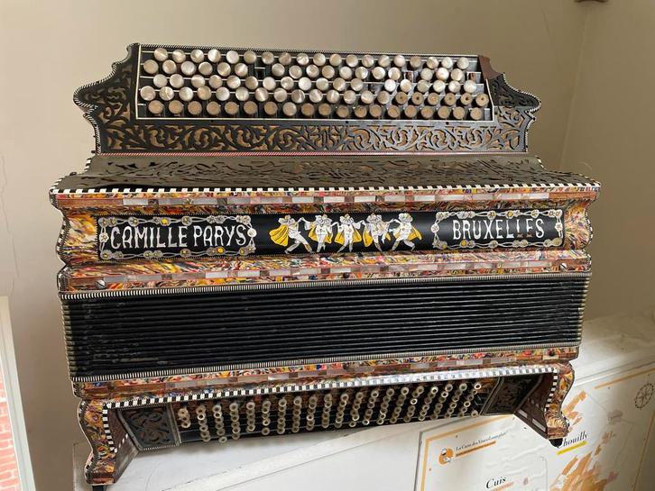 Antieke Camille Parys Bruxelles Accordeon - Uniek Stuk, Muziek en Instrumenten, Accordeons, Gebruikt, Knopaccordeon, Overige formaten