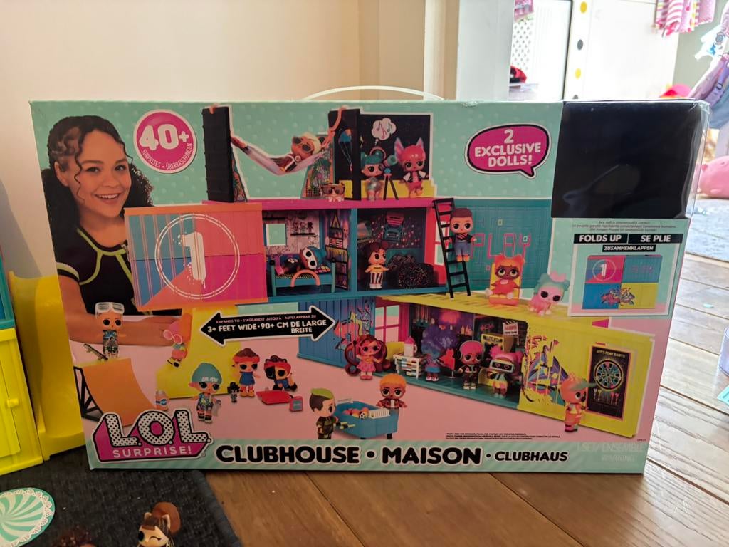 L.O.L. Supeise, Een grote set Clubhouse met camper en meer, Ophalen, Zo goed als nieuw, Toebehoren