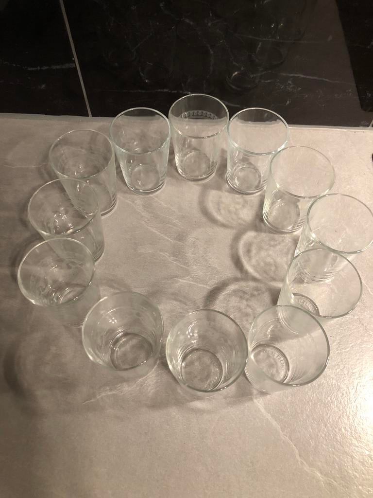 Set van 12 vintage glazen met decoratief patroon, Huis en Inrichting, Keuken | Servies, Ophalen, Glas of Glazen, Gebruikt, Glas