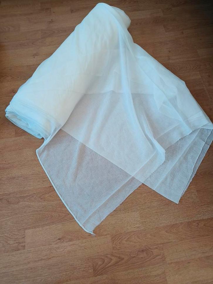 Vitrage Stof - 19m breed, 290cm hoog, Gebroken Wit Nieuwe, Huis en Inrichting, Stoffering | Gordijnen en Lamellen, Nieuw, 200 cm of meer