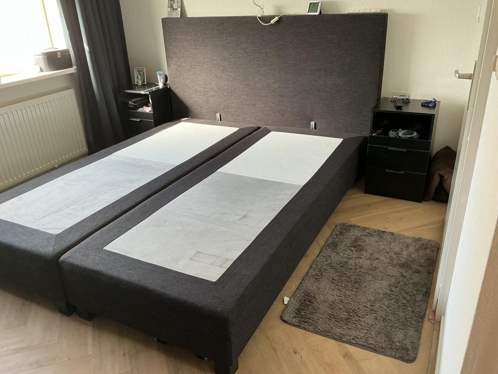Boxspring onderstellen met hoofdbord. Nu GRATIS ophalen, Ophalen, Gebruikt, Overige kleuren, Tweepersoons