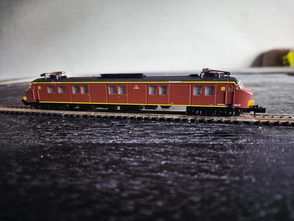 Arnold 0245 Motorpost NS/PTT 3029 Bruin N-spoor, Hobby en Vrije tijd, Modeltreinen | N-Spoor, Arnold, Analoog, Ophalen of Verzenden