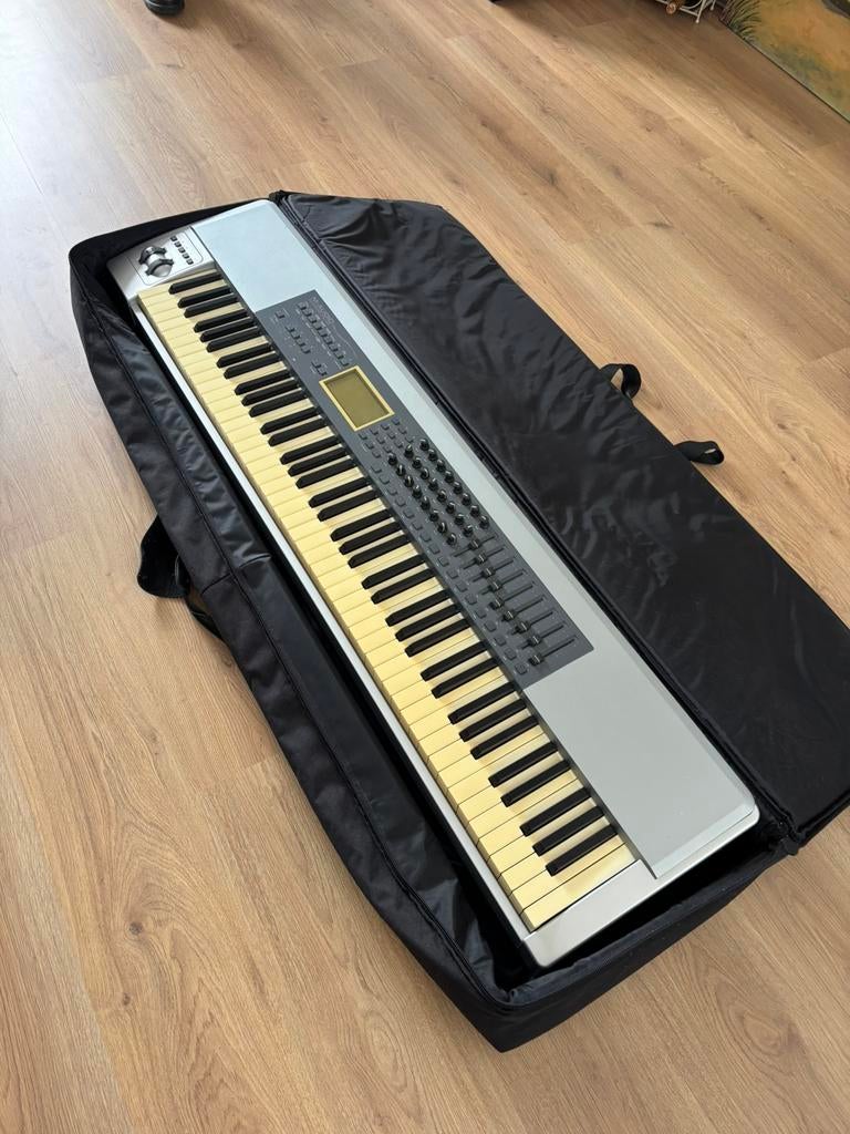 M-Audio 88-key MIDI controller met gewogen feel toetsen., Muziek en Instrumenten, Ophalen, Zo goed als nieuw, 88 toetsen, Overige merken