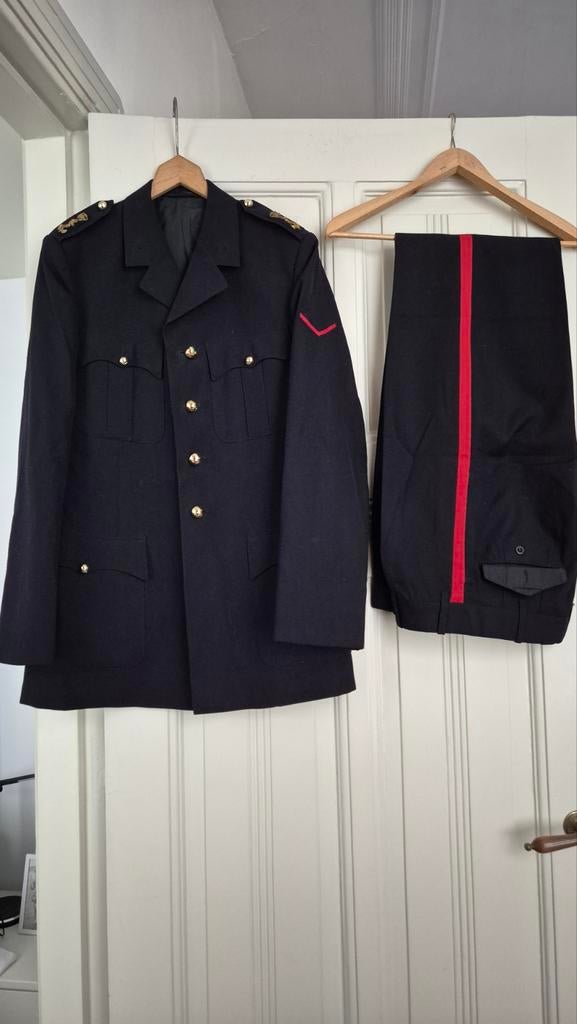 Officieel Korps Marinier tenue (colbert en broek) medium, Ophalen of Verzenden, Marine, Nederland, Kleding of Schoenen