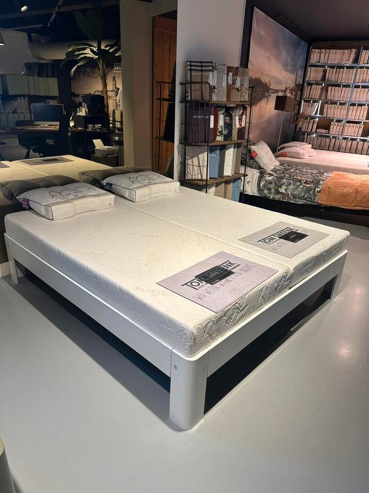 Auping Auronde 1500 wit 180x200 + NIEUWE matrassen! Korting!, Huis en Inrichting, Slaapkamer | Bedden, Nieuw, Tweepersoons, 180 cm