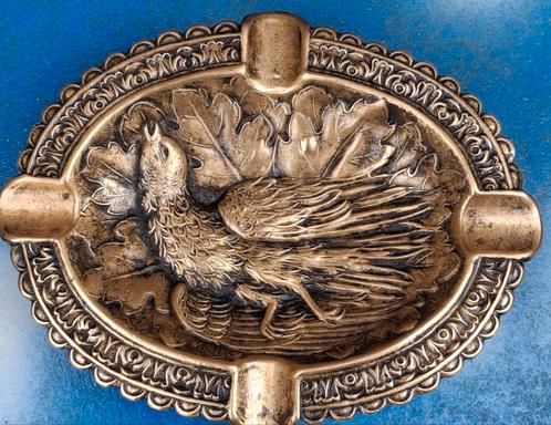 Asbak. Brons. Korhoen.  Ca '20/'40. 17/13 cm., Verzamelen, Rookartikelen, Aanstekers en Luciferdoosjes, Zo goed als nieuw, Asbak
