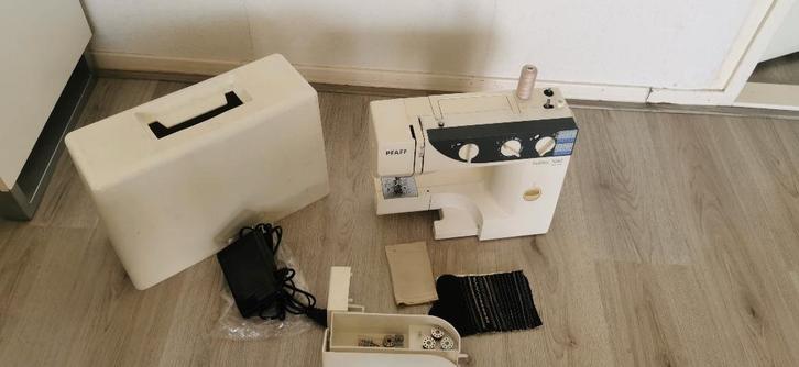 Naaimachine PFAFF hobby 1042 werkt goed, Hobby en Vrije tijd, Naaimachines en Toebehoren, Zo goed als nieuw, Naaimachine, Pfaff