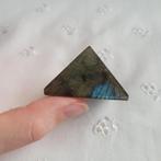 Labradoriet piramide edelsteen natuursteen, Verzenden, Mineraal